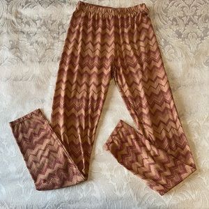 Sueded Carmel and burgundy leggings